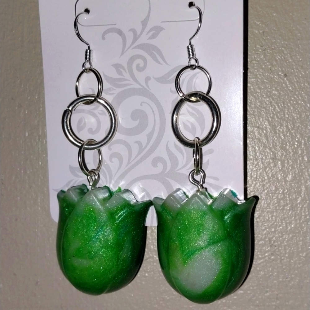 Resin dangling green rose earrings